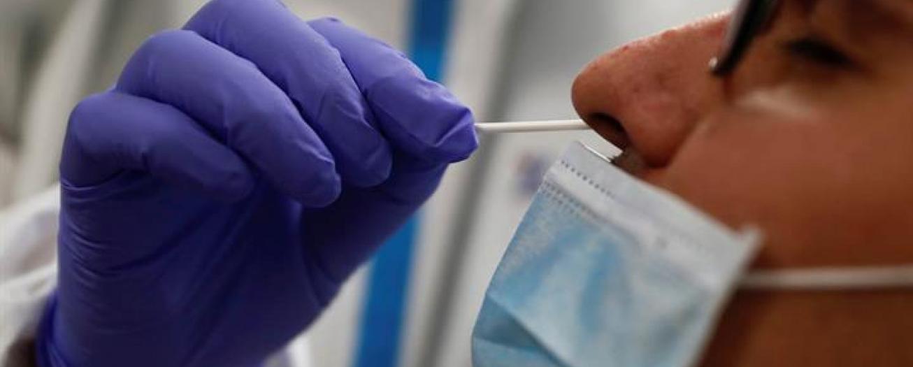 Caja ofrece pruebas Covid a personas con síntomas de resfriado para cortar la cadena de contagio