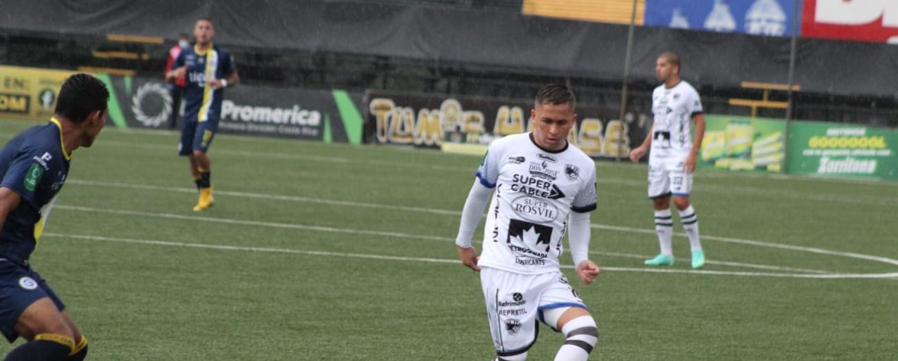 Grecia sigue jugando bien  y le quita invicto a Guadalupe FC 