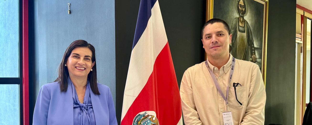 CCSS y Ministerio de Trabajo firman convenio para fortalecer el  Régimen No Contributivo