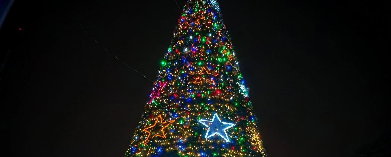 Banco Popular iluminó la Navidad para las familias del país