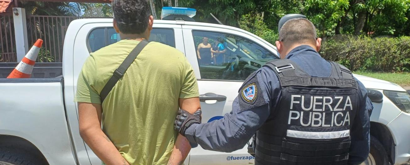 Fuerza Pública recupera camión robado y aprehende a dos sospechosos