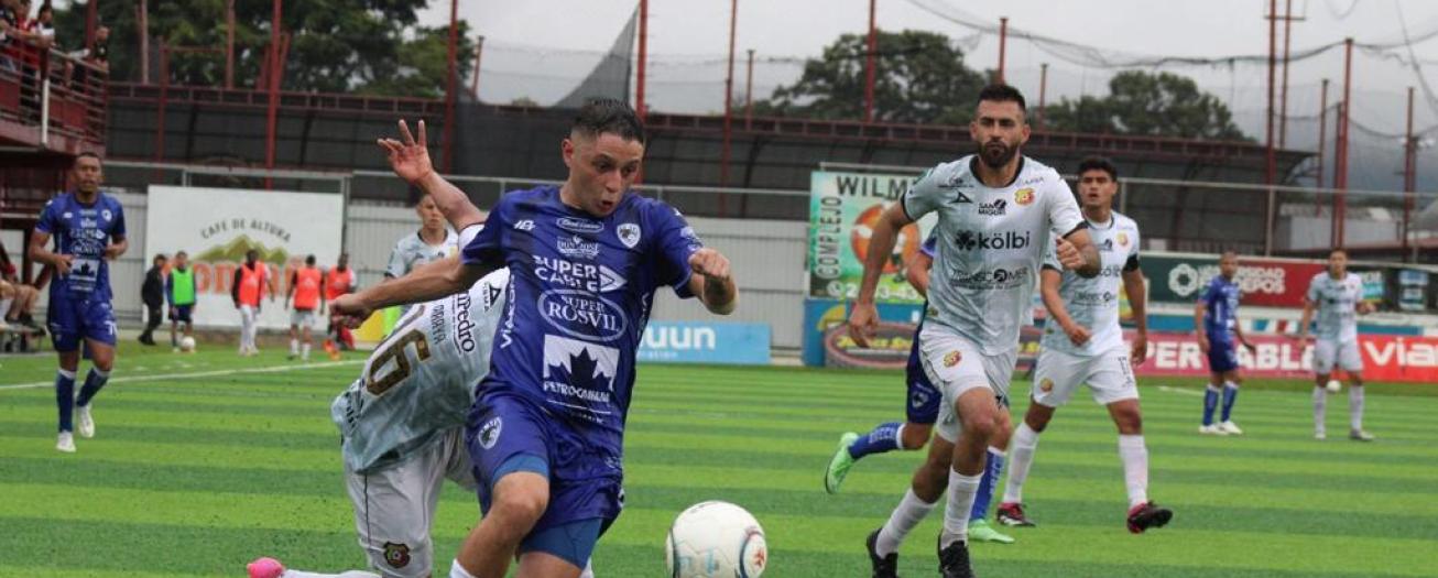 Grecia se gana un punto de oro ante Herediano
