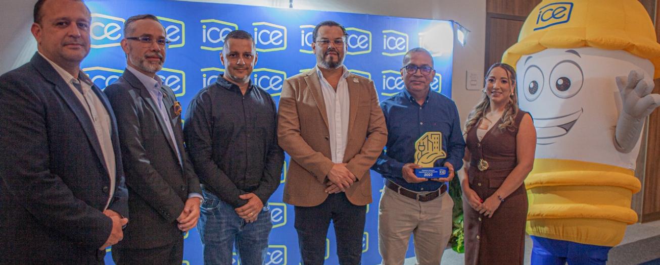 ICE premia a empresas líderes en electrificación de la economía