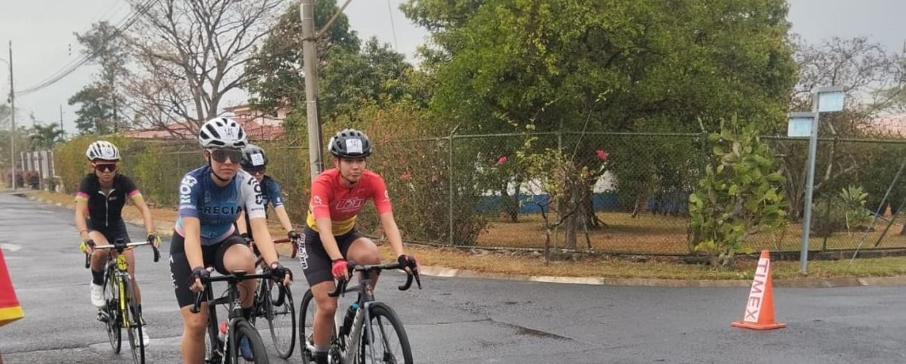 Asociación Ciclística Griega con excelentes resultados en la Clásica Santa Ana
