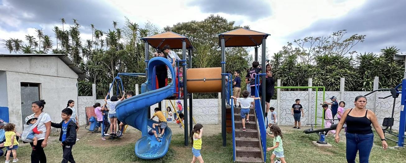 Comunidad de San Francisco ya cuenta con parquecito infantil