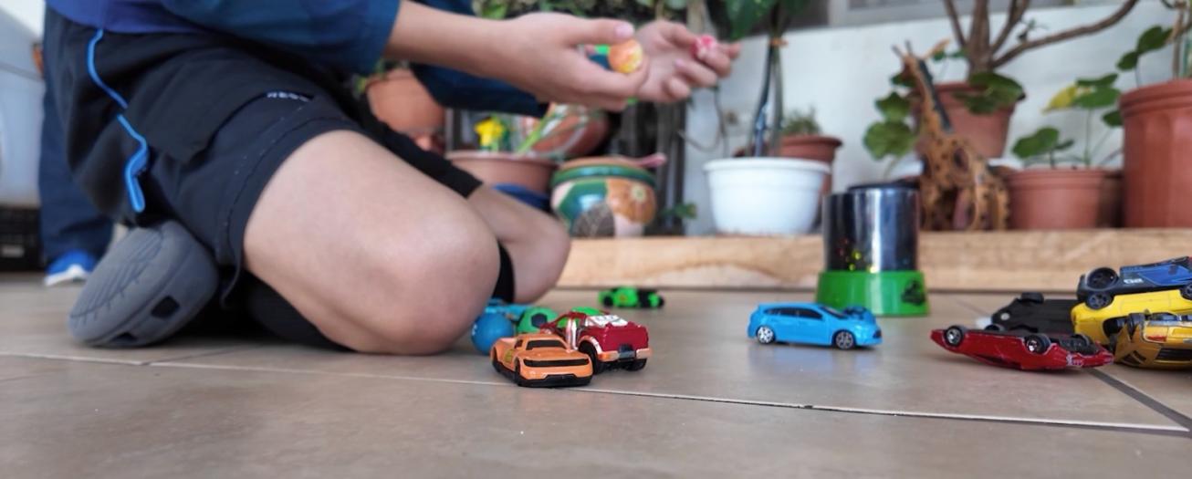 Busque regalos seguros para los niños de la casa en esta Navidad