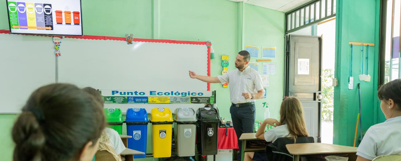 Evolution Free Zone ejecuta proyectos a favor de la educación en Poás, Grecia y Naranjo