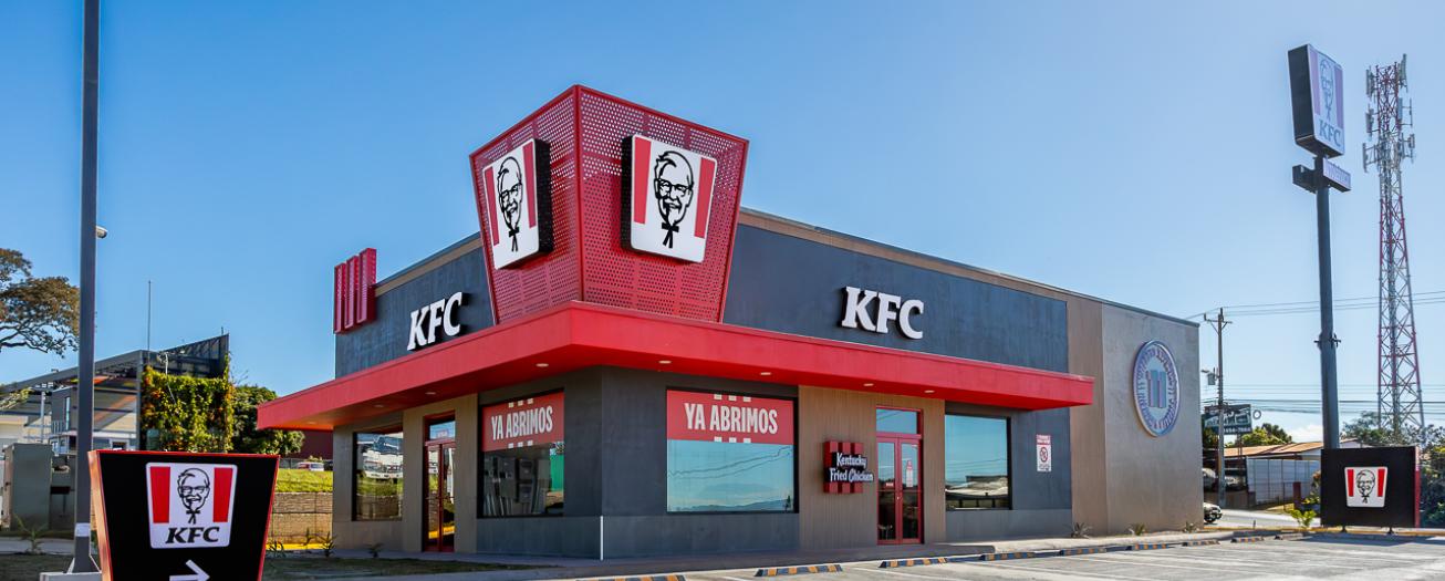 Con inversión de $1.3 millones, KFC inaugura restaurante en Grecia