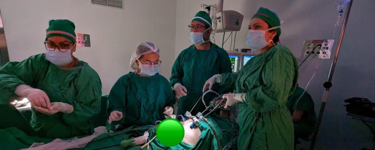 Cirujanos de Alajuela extirpan completamente próstata con técnica mínimamente invasiva 
