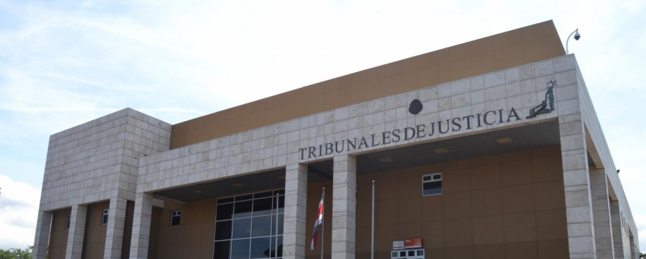 Hombre condenado a 16 años por violar a su hija menor de edad