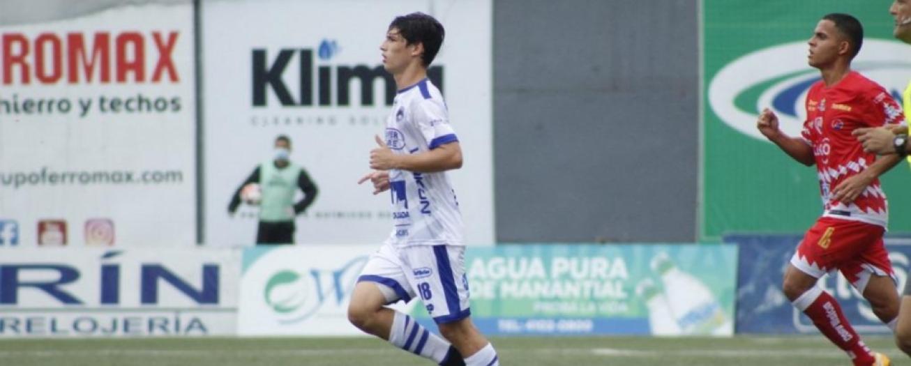 Grecia respira y sigue en Primera División